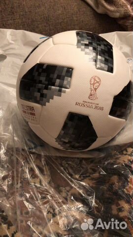 Футбольные мячи