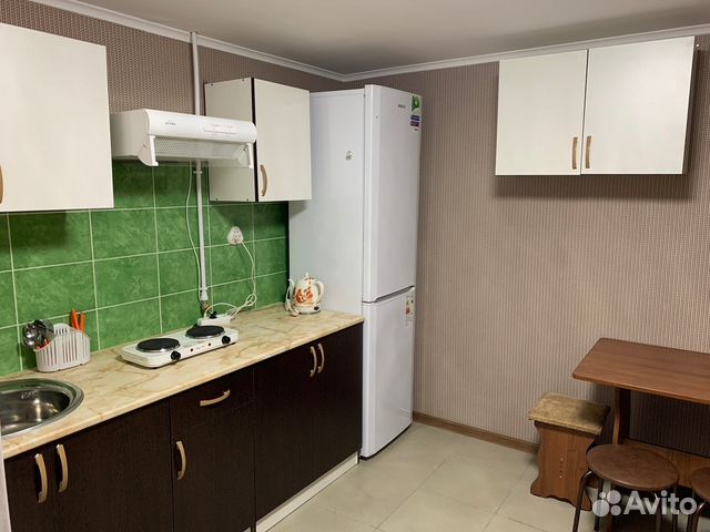 1-к квартира, 38 м², 1/3 эт.