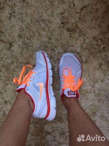 Кроссовки nike новые Кроссовки nike новые