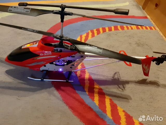 Вертолет Gyro-325 с гироскопом и с подсветкой Вертолет Gyro-325 с гироскопом и с подсветкой