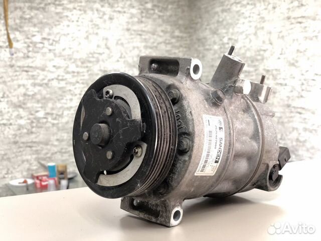 Компрессор кондиционера 5C0820803B volkswagen audi Компрессор кондиционера 5C0820803B volkswagen audi