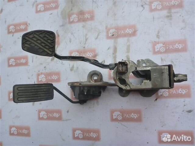 Педальный узел Nissan Qashqai J10 K9K 2007 Педальный узел Nissan Qashqai J10 K9K 2007