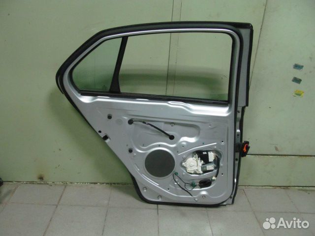 Дверь передняя левая VW jetta 5 бу