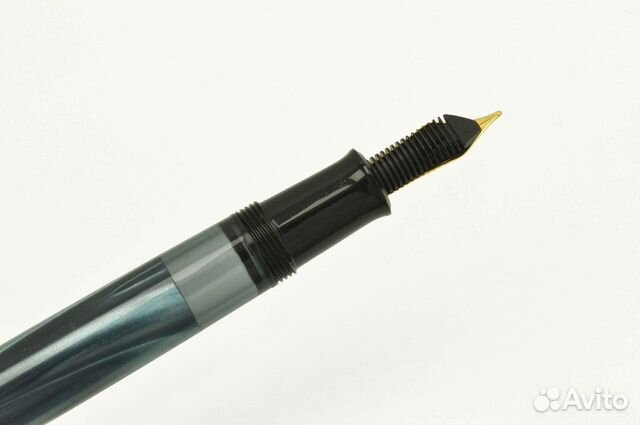 Авторучка pelikan перо M Германия