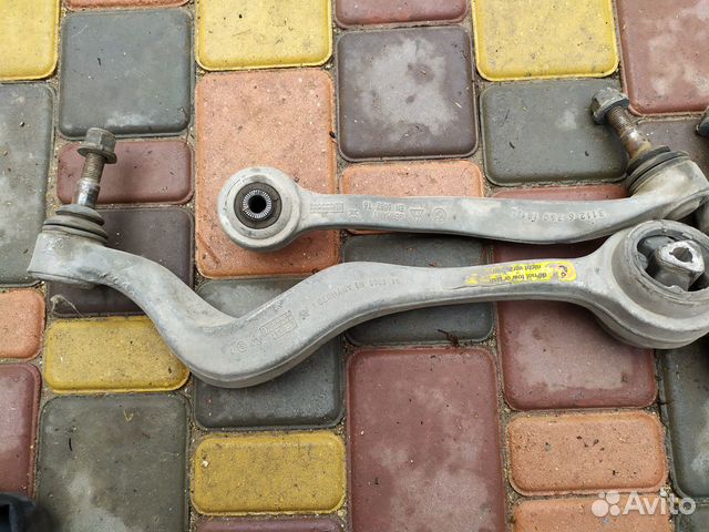 Продам комплект передних рычагов на бмв Е60 Продам комплект передних рычагов на бмв Е60