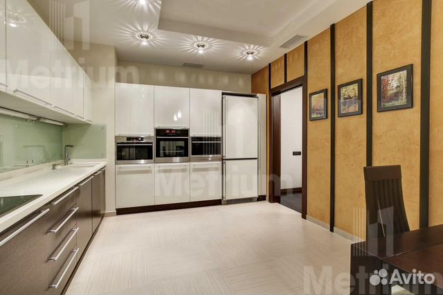 4-к квартира, 185 м², 2/13 эт.