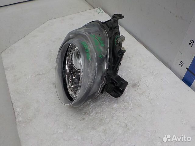 Фара правая на Nissan Juke Фара правая на Nissan Juke