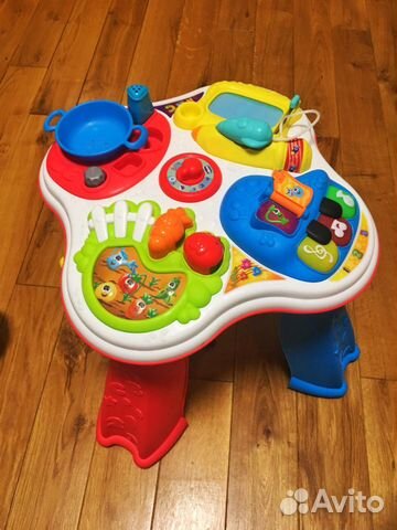 Развивающий стол chicco