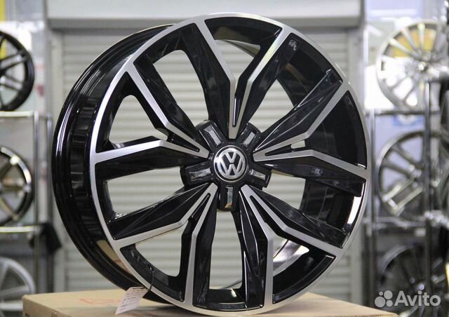 Литые диски Volkswagen R19 5x112 Литые диски Volkswagen R19 5x112