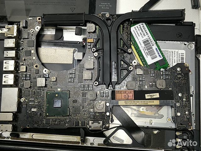 Материнская плата Apple A1286 820-2850-A Материнская плата Apple A1286 820-2850-A