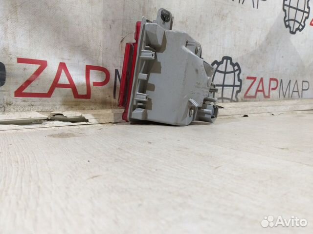 Фонарь птф Toyota Land Cruiser J200