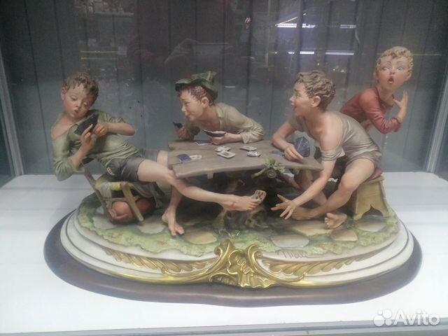 Фарфоровая фигура Каподимонте (Capodimonte) (Жулик Фарфоровая фигура Каподимонте (Capodimonte) (Жулик