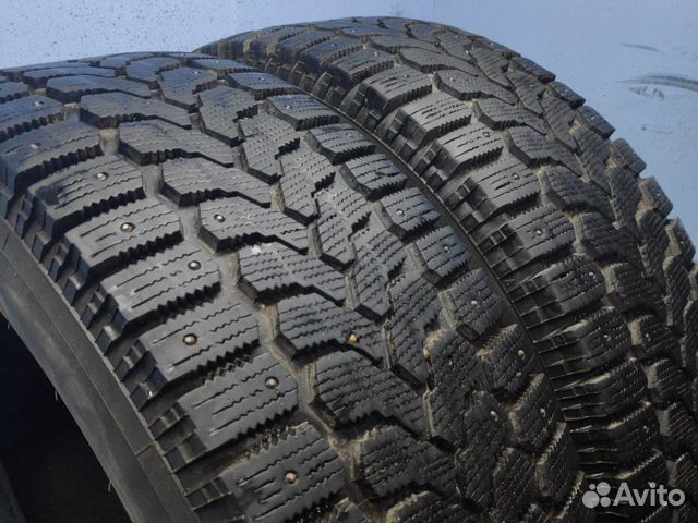2 шины 225 65 R17 Yokohama ICE Guard