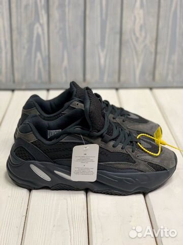 Кроссовки Adidas Yeezy Boost 700 Кроссовки Adidas Yeezy Boost 700
