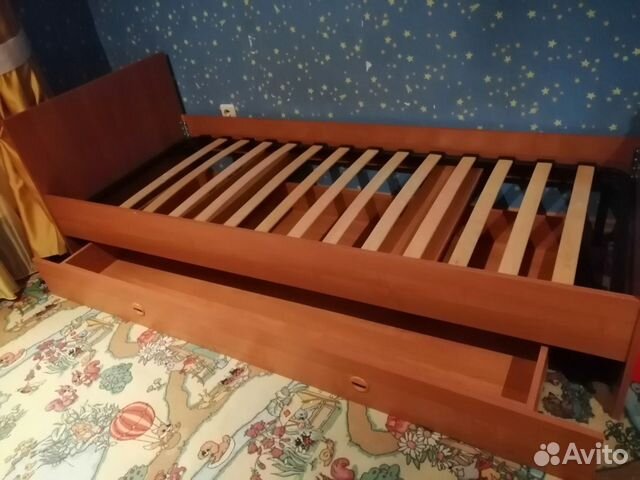 Кровать 1-спальная с матрасом