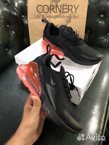 Кроссовки Nike c воздушной пяткой 270 Кроссовки Nike c воздушной пяткой 270