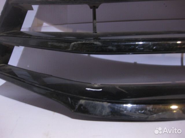 Решётка радиатора LADA Vesta (потертости) oem 8450