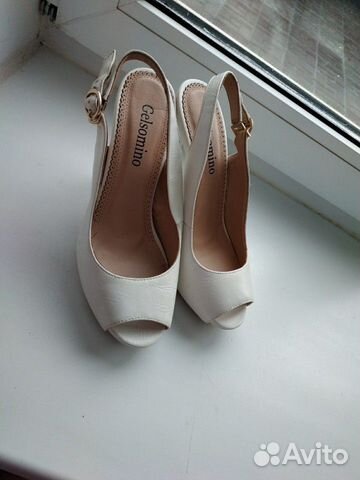 Туфли-босоножки белые,37размера