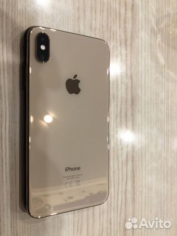 Телефон iPhone