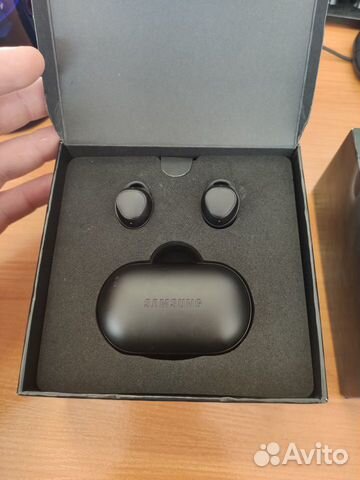 SAMSUNG gear iconX SAMSUNG gear iconX