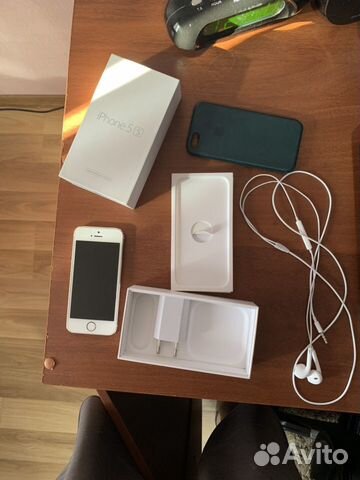 Телефон iPhone