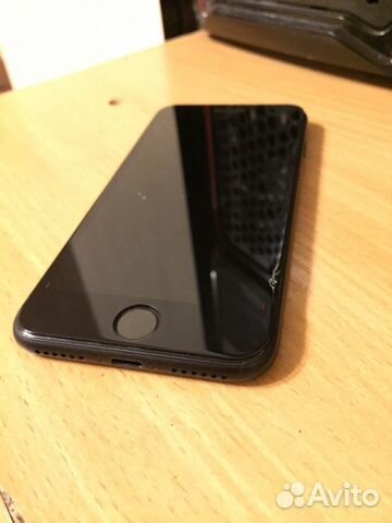 Телефон iPhone