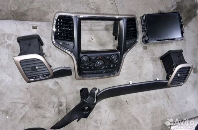 Магнитола jeep grand Cherokee wk2