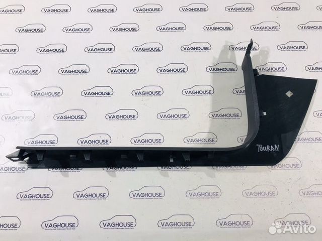Накладка на порог внутренняя правая Volkswagen Накладка на порог внутренняя правая Volkswagen