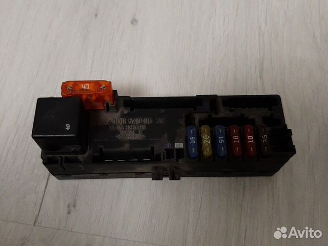 Блок предохранителей mercedes A0005400072 Блок предохранителей mercedes A0005400072