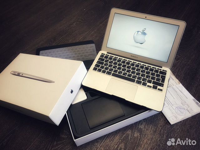 Apple MacBook Air 11 i5 1,6/128SSD/4Gb 2015г.в