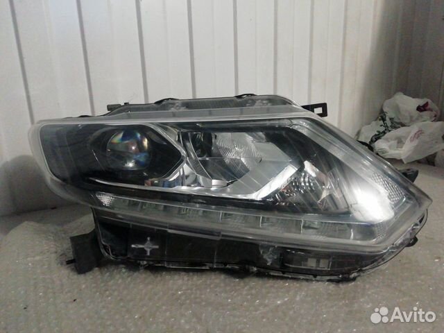 Фара led передняя правая Nissan X-Trail 3