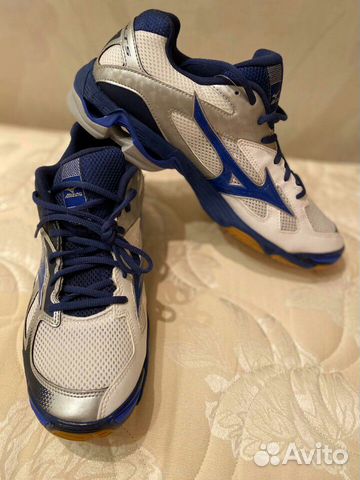 mizuno wave bolt 5