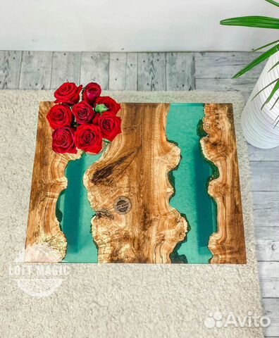 Стол-река из капового клёна Emerald Maple Стол-река из капового клёна Emerald Maple