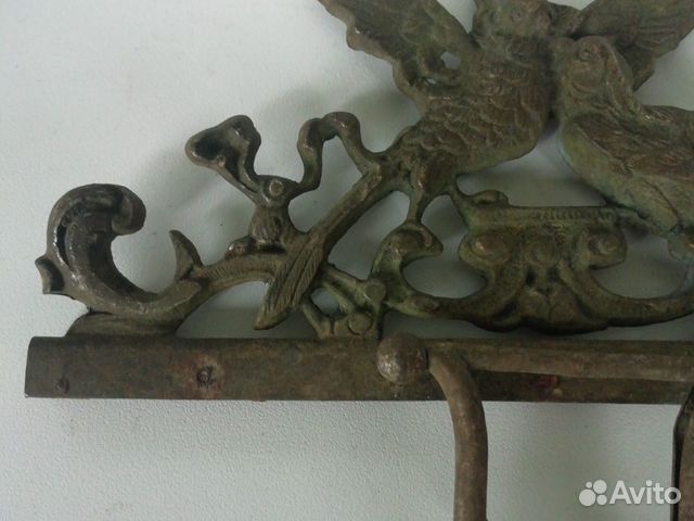 Подставка и подсвечник