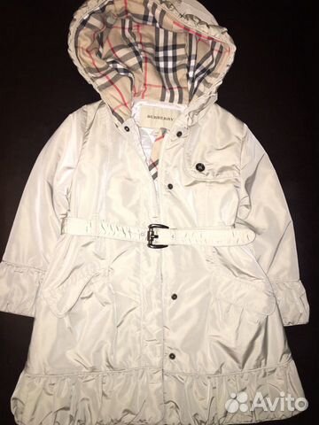 Пальто- тренч Burberry 3года Пальто- тренч Burberry 3года