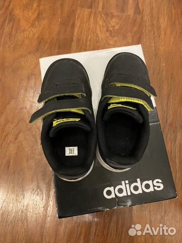Кроссовки детские adidas Кроссовки детские adidas