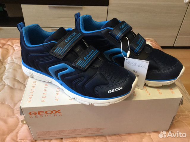 Кроссовки новые Geox р 37 Кроссовки новые Geox р 37