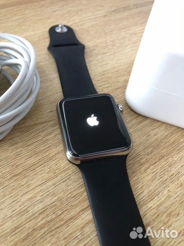 Apple Watch A1554 42mm Apple Watch A1554 42mm