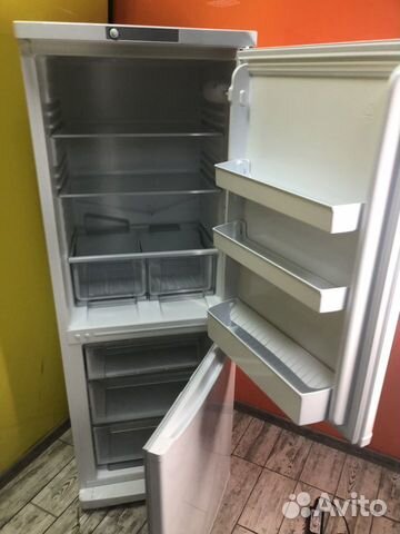 Холодильник Stinol Холодильник Stinol