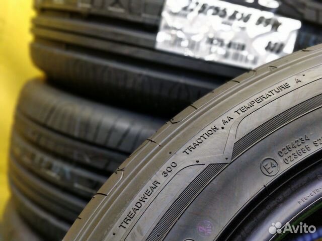 Pезина 225/55 R16 летняя Nitto новая
