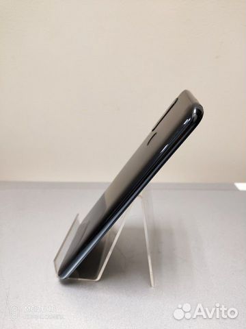 Телефон Huawei honor 10i 4/128 Телефон Huawei honor 10i 4/128
