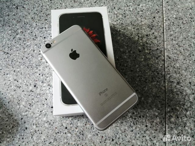 Телефон iPhone 6s Телефон iPhone 6s