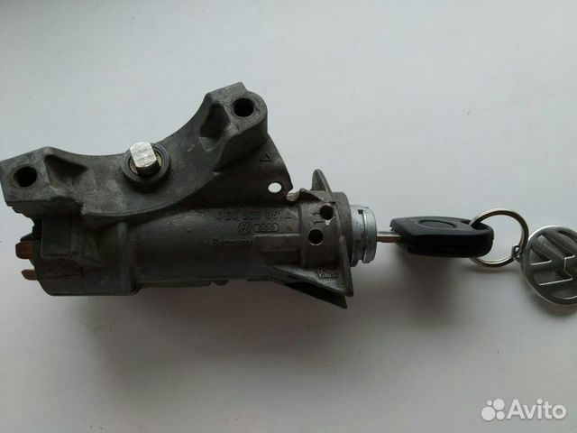 Замок зажигания с ключом Volkswagen Passat B5/Golf Замок зажигания с ключом Volkswagen Passat B5/Golf
