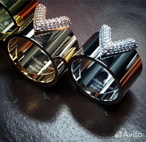 Кольцо Louis Vuitton Кольцо Louis Vuitton