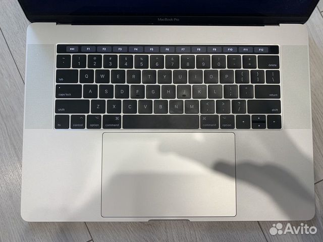 MacBook Pro 15 Mid 2017 Silver MacBook Pro 15 Mid 2017 Silver