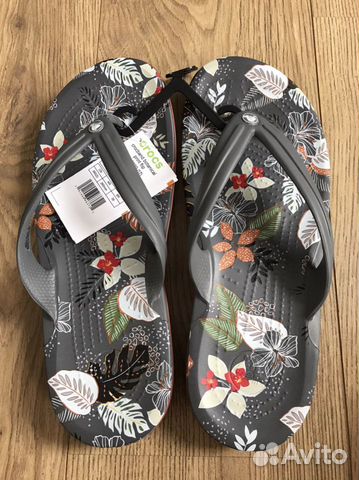 Crocs новые шлёпанцы Botanical, 40
