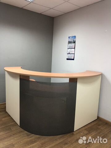 Стойка ресепшн