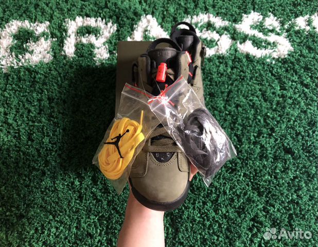 Nike Air Jordan Retro 6 x Travis Scott 3,5US(35RU)