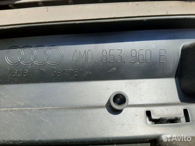 Молдинг двери передний правый Audi Q7 4M 3.0 TDI Молдинг двери передний правый Audi Q7 4M 3.0 TDI