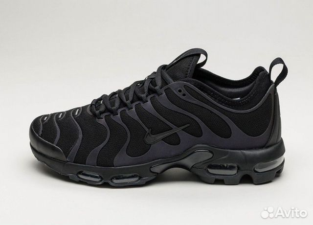 Nike Air Max TN Plus черные Nike Air Max TN Plus черные